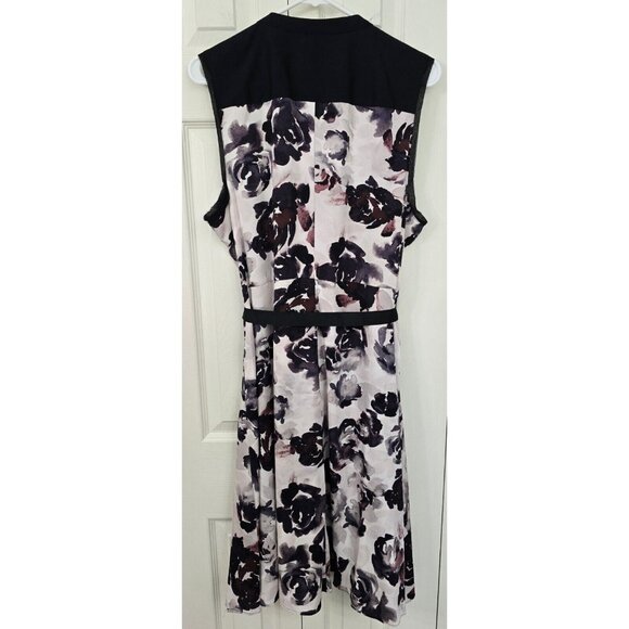 Simply Vera Wang Size XL Fit & Flare Shirt Dress Full Button Purple Floral Belt - Picture 3 of 8